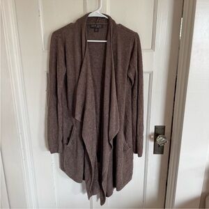 Barefoot Dreams taupe brown CozyChic Lite Island Wrap size small/medium